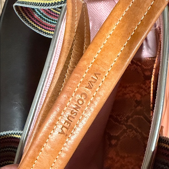 Consuela Coral Floral Embroidered Tote - Picture 6 of 6